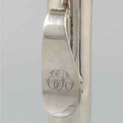 Kandelaar zilver.