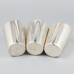 6-delige set drinkbekers zilver.