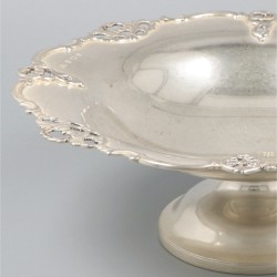 Lekkernijen- / delicatessenschaal zilver.