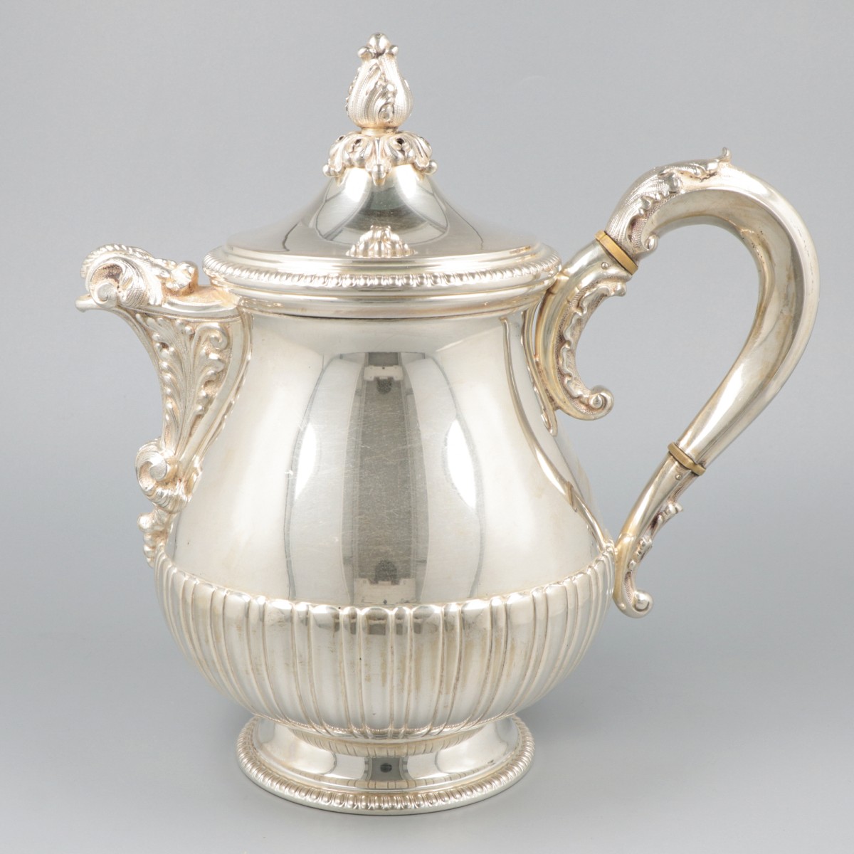 Koffiepot zilver.