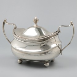 Suikerbak zilver.