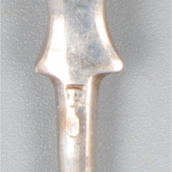 24-delige set thee- /  koffielepels zilver.