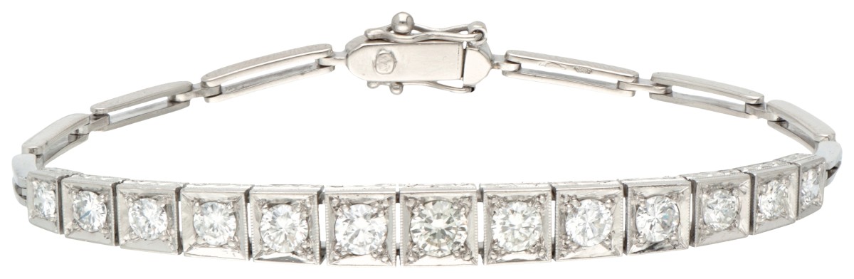 14 kt. Witgouden schakelarmband bezet met ca. 2.15 ct. diamant.