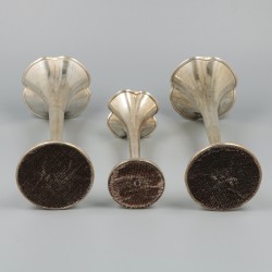 3-delige set vazen zilver.