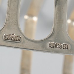 Toastrek zilver.