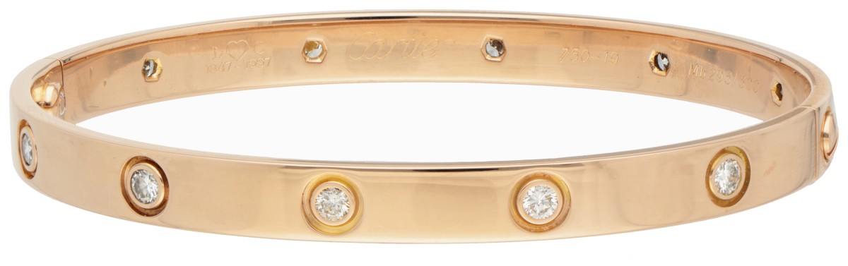 Cartier 'Love' 18 kt. roségouden bangle armband bezet met ca. 0.70 ct. diamant.