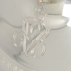 Koektrommel in etui (koninklijk geschenk) zilver.