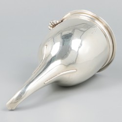 Decanteer- / wijntrechter zilver.