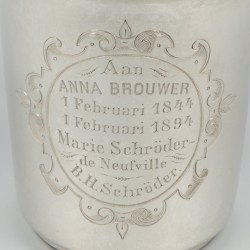 Drinkbeker zilver.