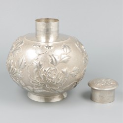 Theebus, Chinees export (Yu Hua 玉華 of Tangshan 唐山, Hebei) zilver.