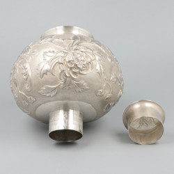 Theebus, Chinees export (Yu Hua 玉華 of Tangshan 唐山, Hebei) zilver.