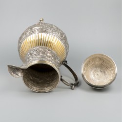 Schenkkan zilver.