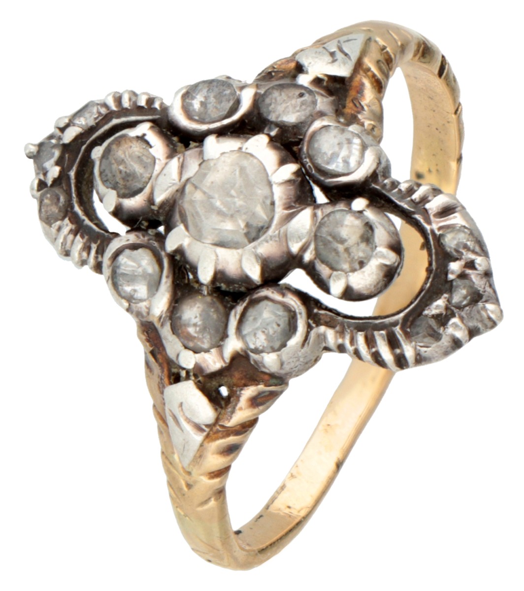 Vintage 14 kt. geelgouden ring bezet met roos geslepen diamanten.