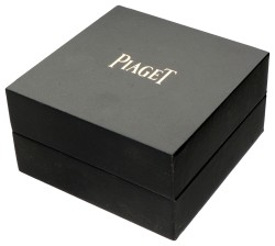 Piaget 'Possession' 18 kt. witgouden collier en hanger bezet met ca. 0.13 ct. diamant.