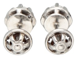 14K Witgouden oorstekers bezet met ca. 0.20 ct. diamant.