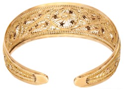 14K Geelgouden filigrain cuff armband met stermotieven.