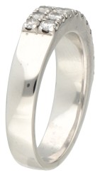 14 kt. Witgouden ring bezet met ca. 0.40 ct. diamant.