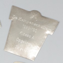 4-delig lot prijsschilden zilver.