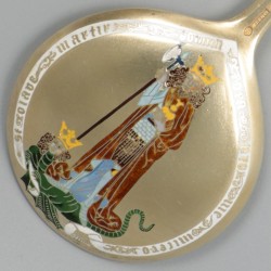 2-delige set geëmailleerde lepels (Peter Hertz, 1886) zilver, goud-verguld.