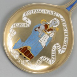 2-delige set geëmailleerde lepels (Peter Hertz, 1886) zilver, goud-verguld.