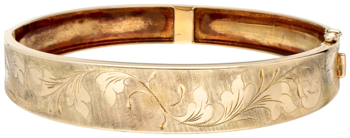 14K Geelgouden concave bangle armband met matte en gladde florale decoraties.