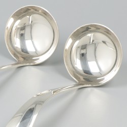 2-delige set sauslepels Haags lofje zilver.