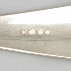 Slacouvert zilver.