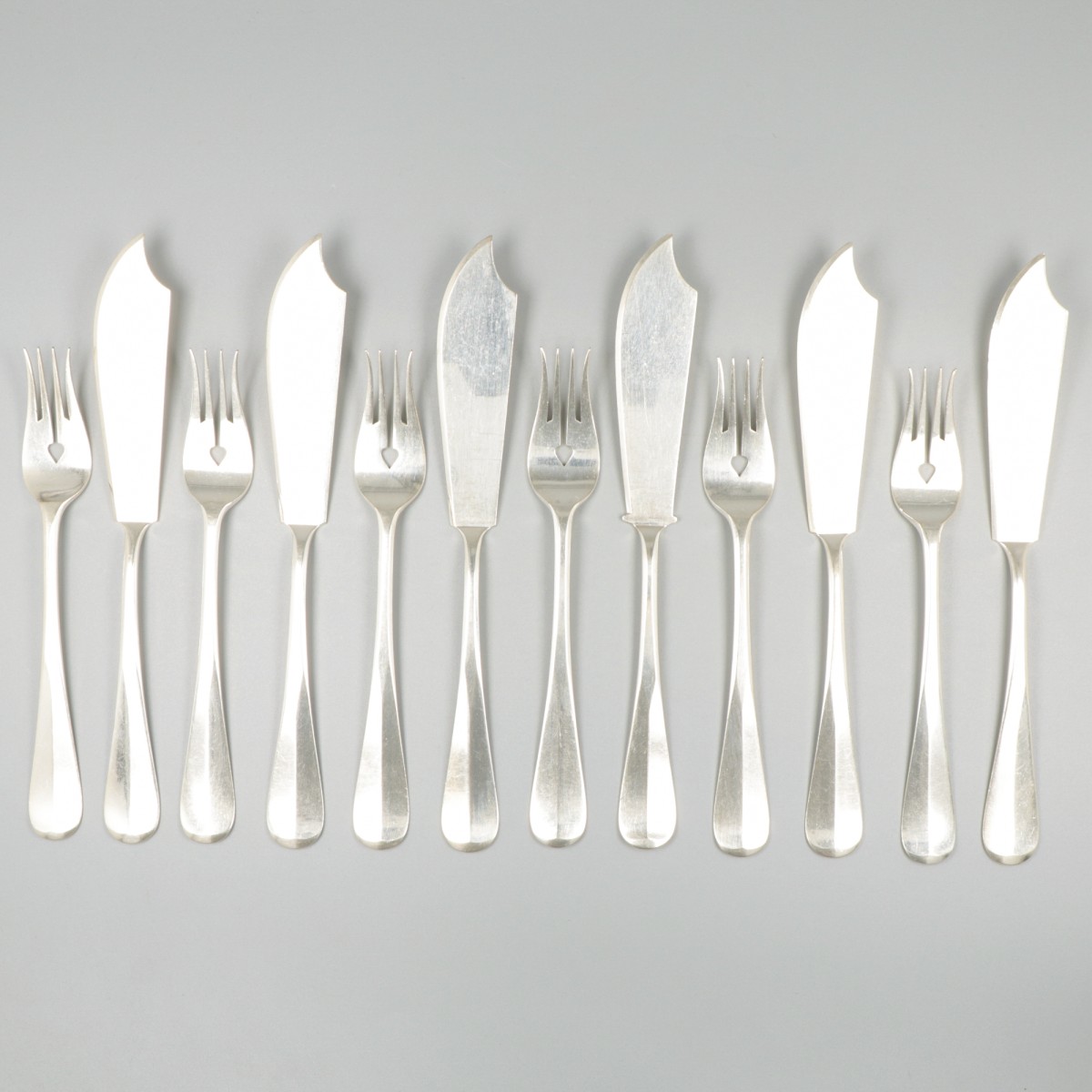 12-delige set visbestek zilver.