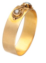 Antieke 18K geelgouden ring met zaadparel.