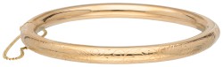 14K Geelgouden gegraveerde bangle armband.