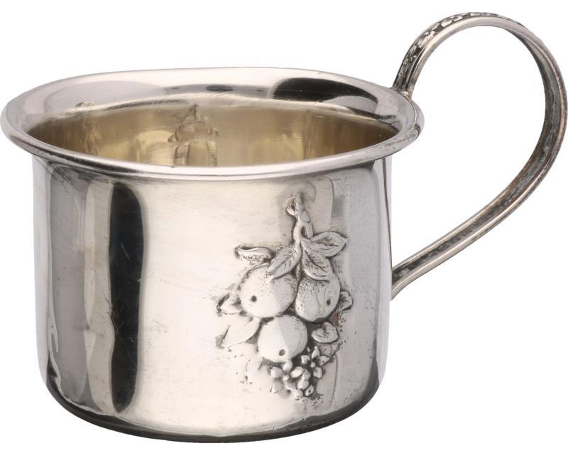 Kinderbeker zilver.
