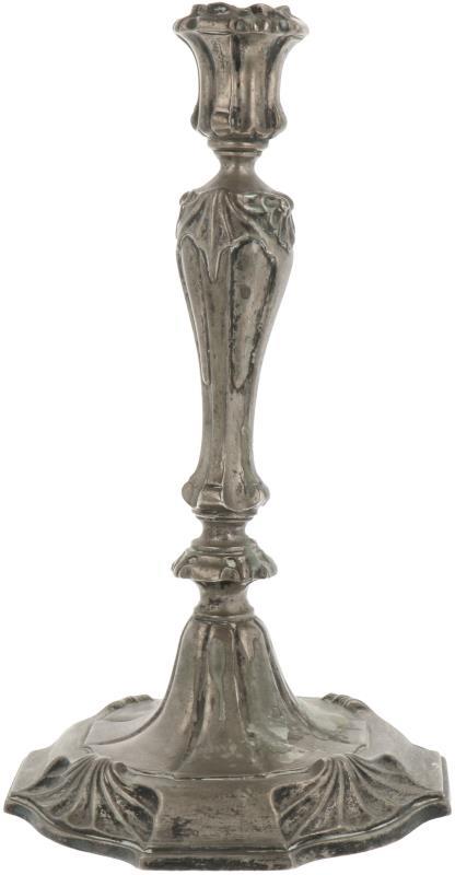 Kandelaar zilver.