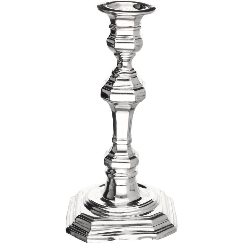 Kandelaar zilver.
