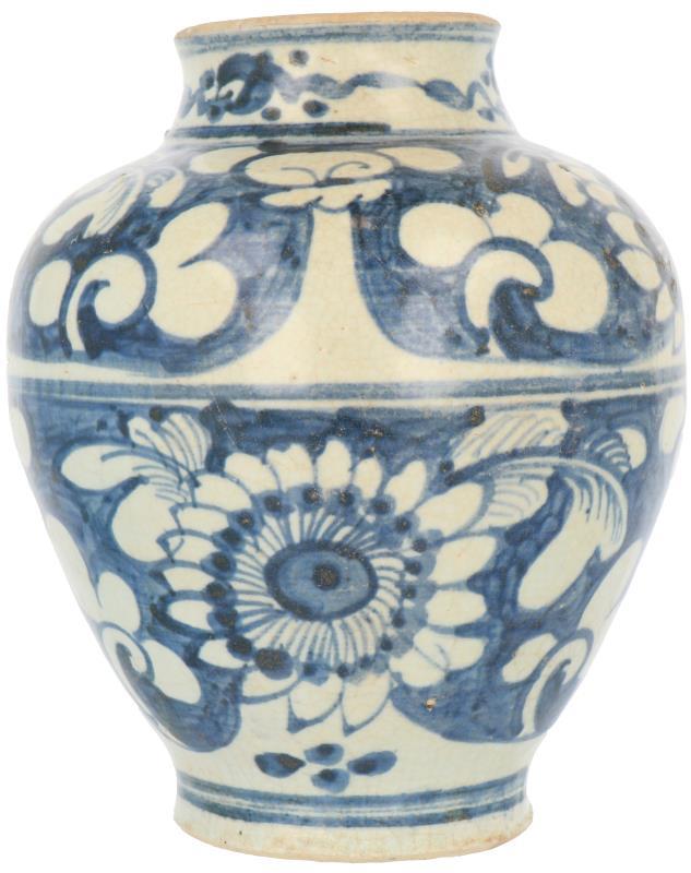 Swatow Pot. 