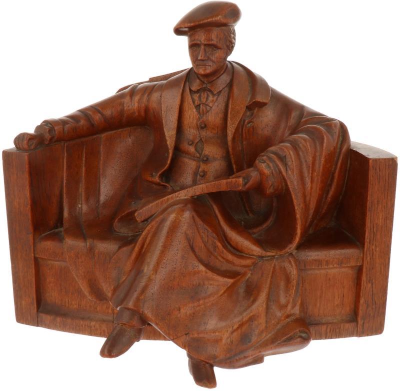 Houten beeld.