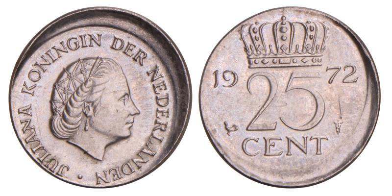 25 Cent Juliana 1972 excentrisch geslagen.