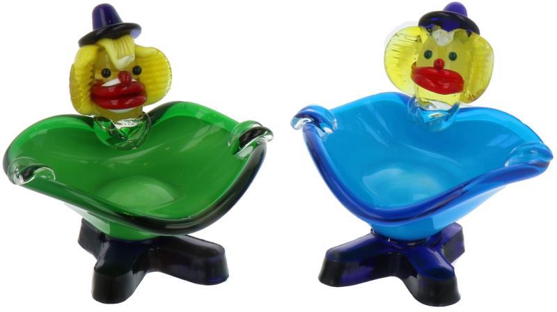 (2) Asbakken in de vorm van clowns. 