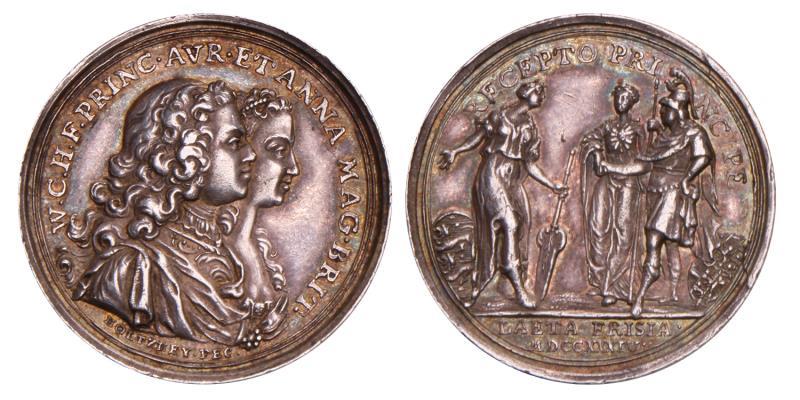 Nederland. 1734. Huwelijk prins van Oranje met prinses Anna van Engeland en op hun terugkomst uit Engeland. Door Holtzhey. VvL. 92.