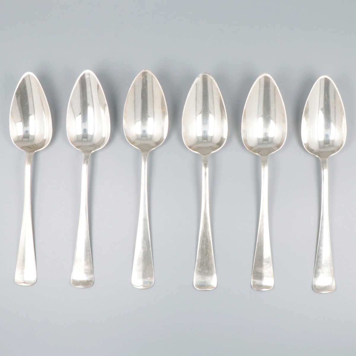 6-delige set dinerlepels Haags lofje, zilver.