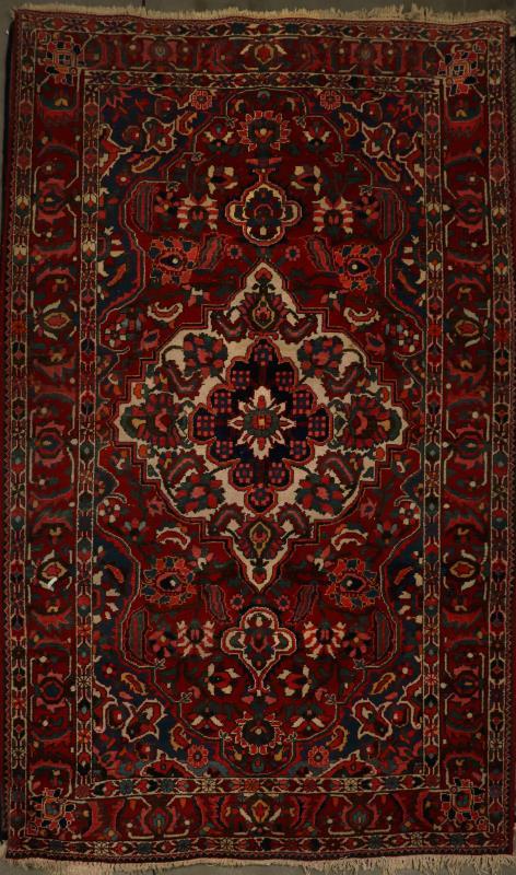 Een lot van (7) Perzische tapijten. 20e eeuw. 