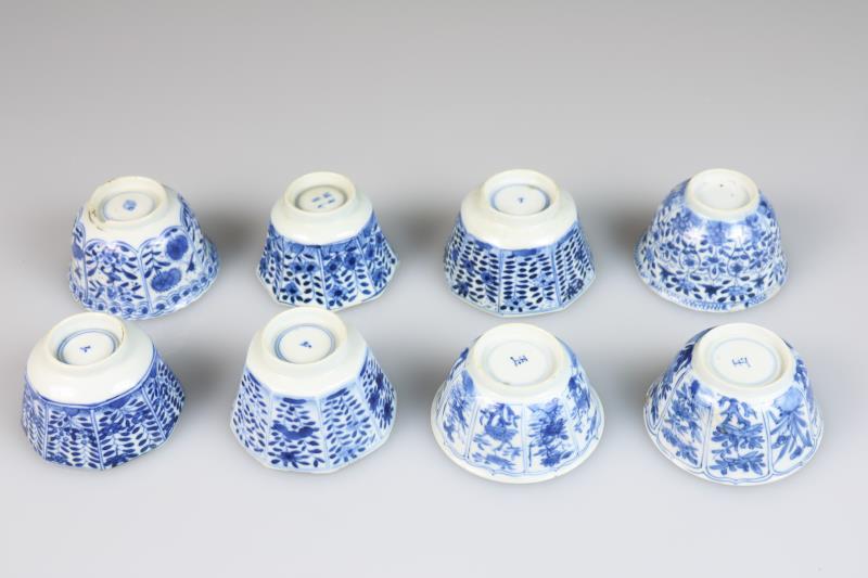 Een lot van (8) porseleinen cups. China, Kangxi en 19e eeuw.