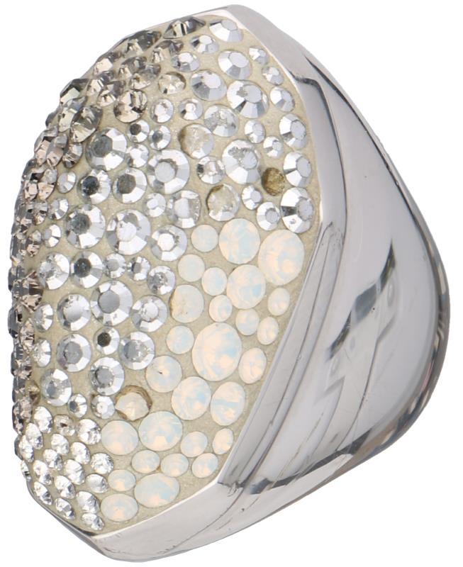 Swarovski cocktail ring, zirkonia.