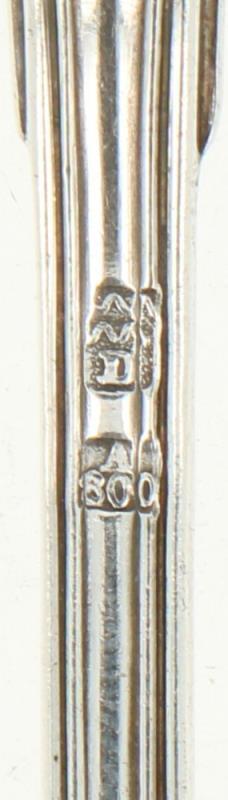 (9) Delige set Fruitvorken zilver.
