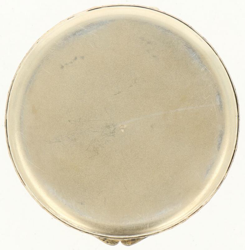 Kaptafel doosje zilver.