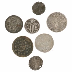 Italian states. Papal states. Lot (7) Silver and bronze coins. 16th -.19th century.