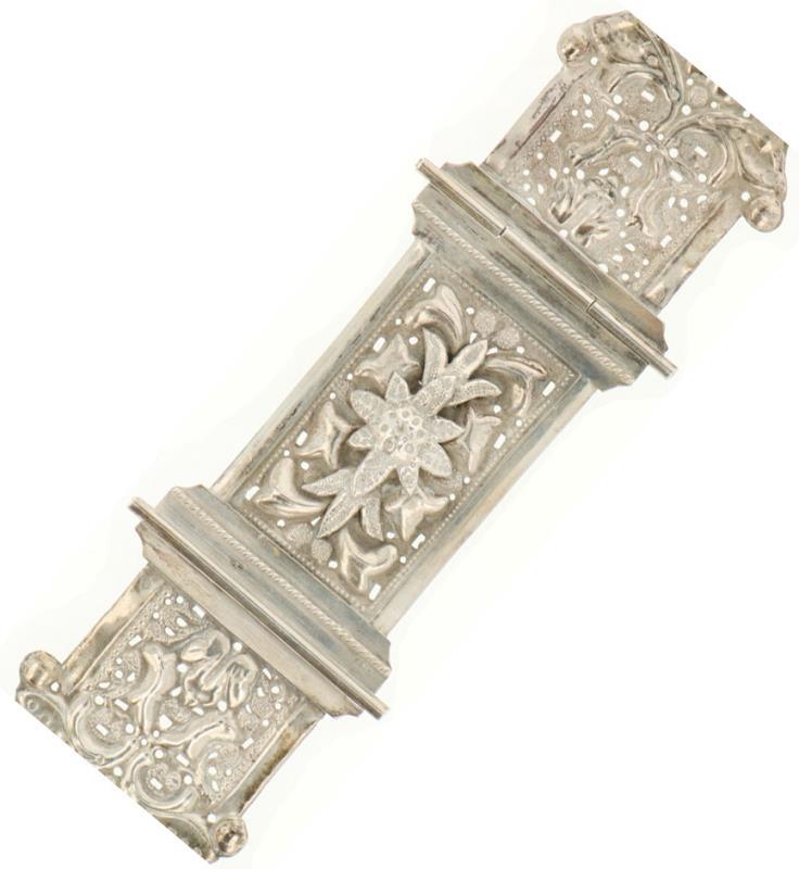(2) Bijbelsloten zilver.