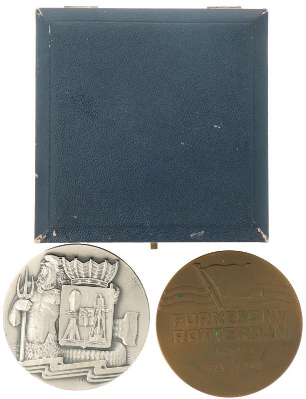 1948/1963. Nederland. Rotterdam. Lot (2) 12 jaar trouwe dienst Furness N.V..