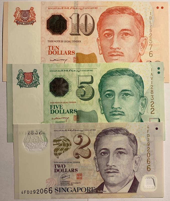 Singapore. 2, 5 and 10 dollars. Banknote. Type 2005. - UNC.