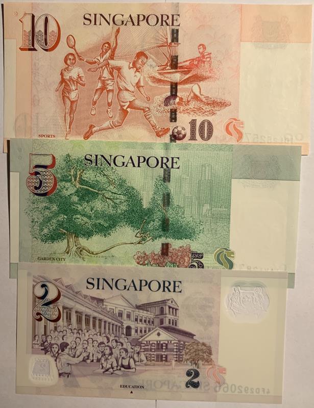 Singapore. 2, 5 and 10 dollars. Banknote. Type 2005. - UNC.