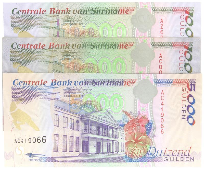 Suriname. 5000 and 2x 10000 gulden. Banknote. Type 1997. - UNC.